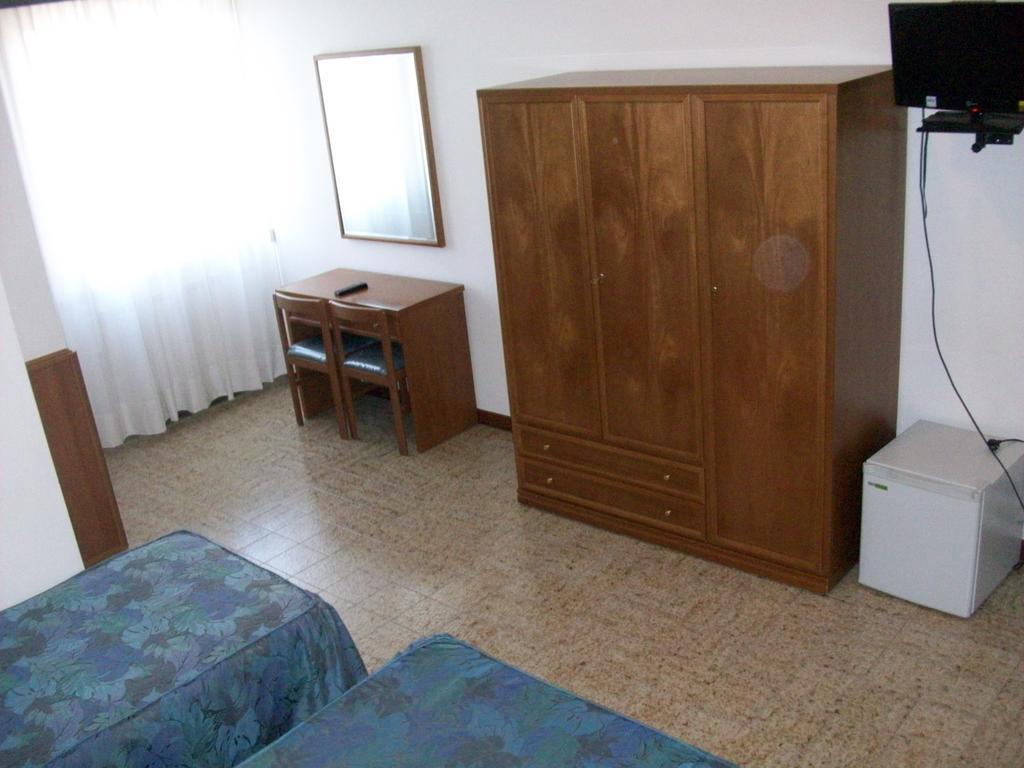 Hotel Santorotto Di Fabio Terrosi Sinalunga Ruang foto