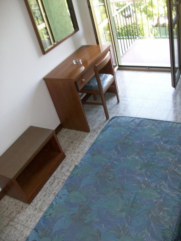 Hotel Santorotto Di Fabio Terrosi Sinalunga Ruang foto
