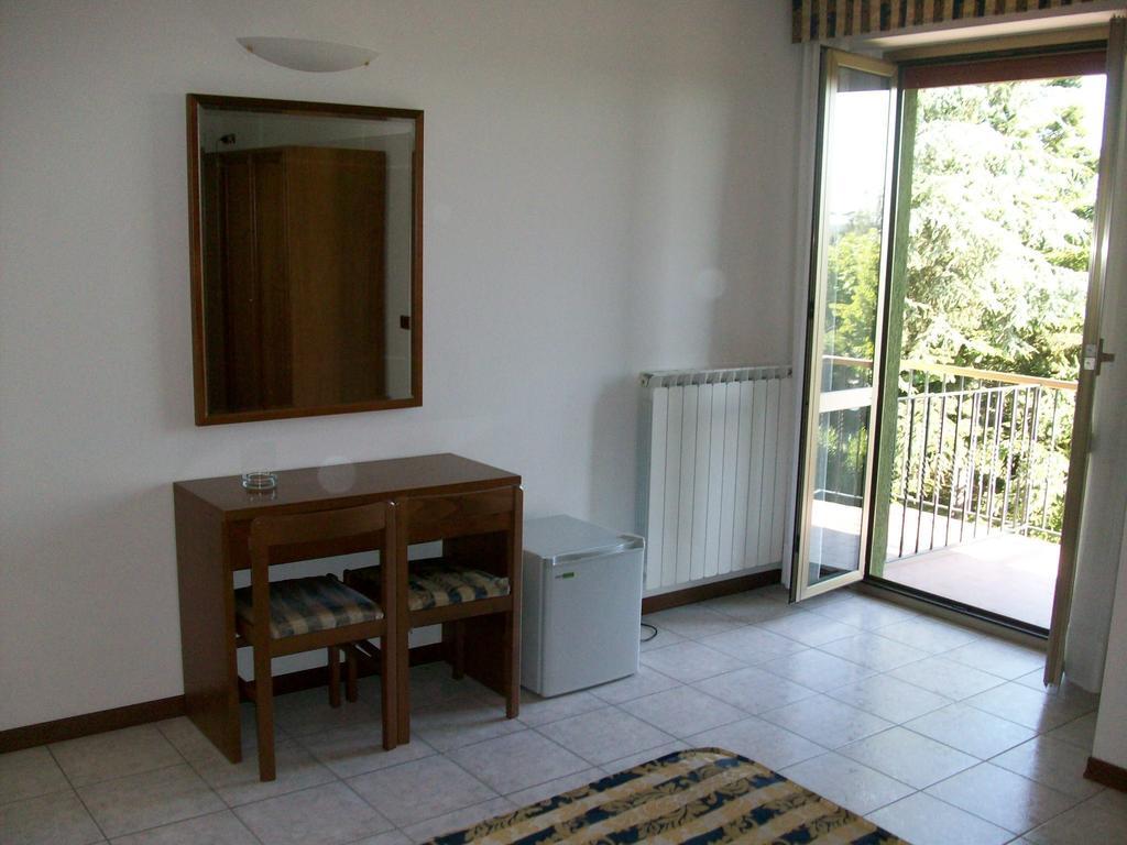 Hotel Santorotto Di Fabio Terrosi Sinalunga Ruang foto